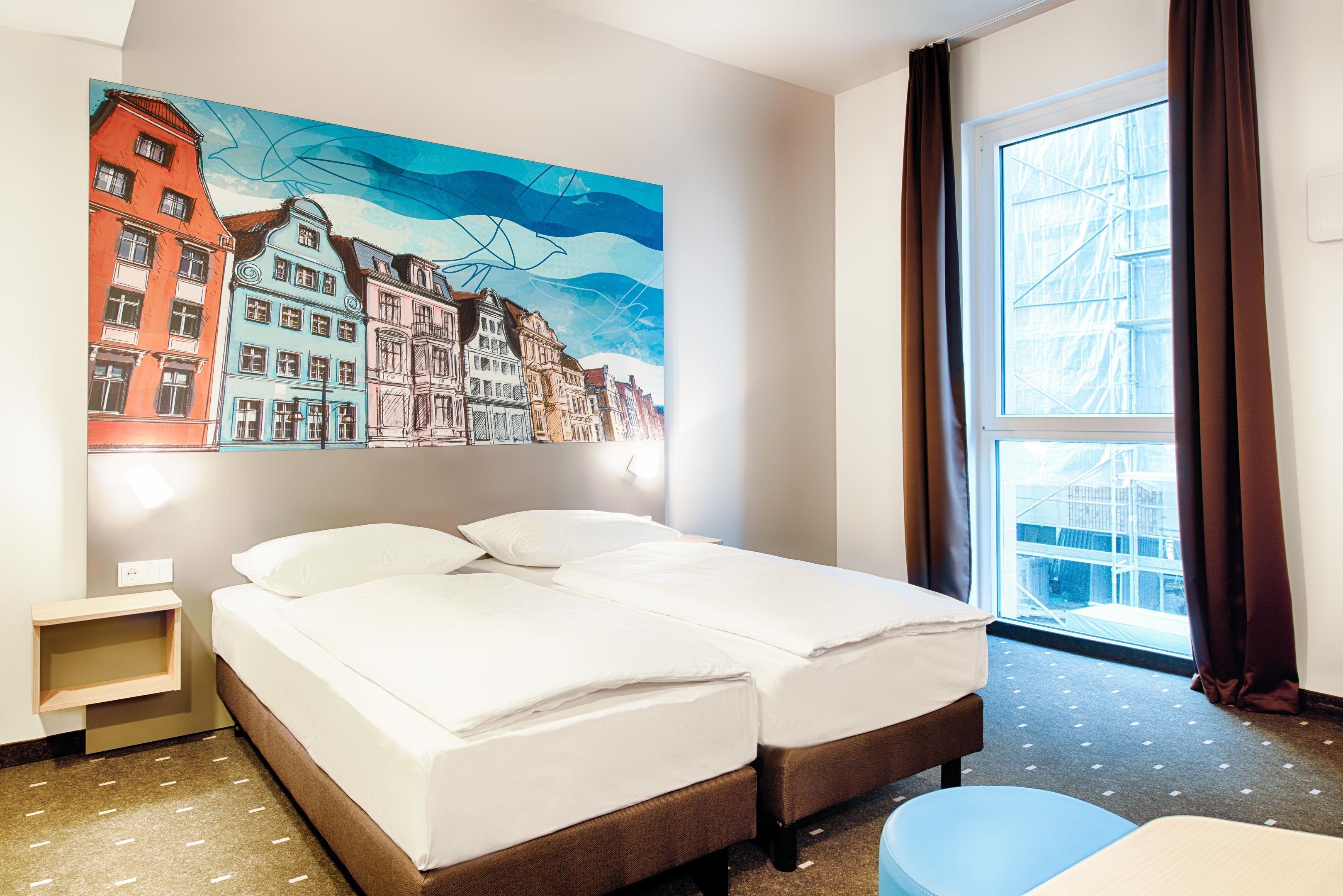 B&B Hotel Rostock City-West ภายนอก รูปภาพ