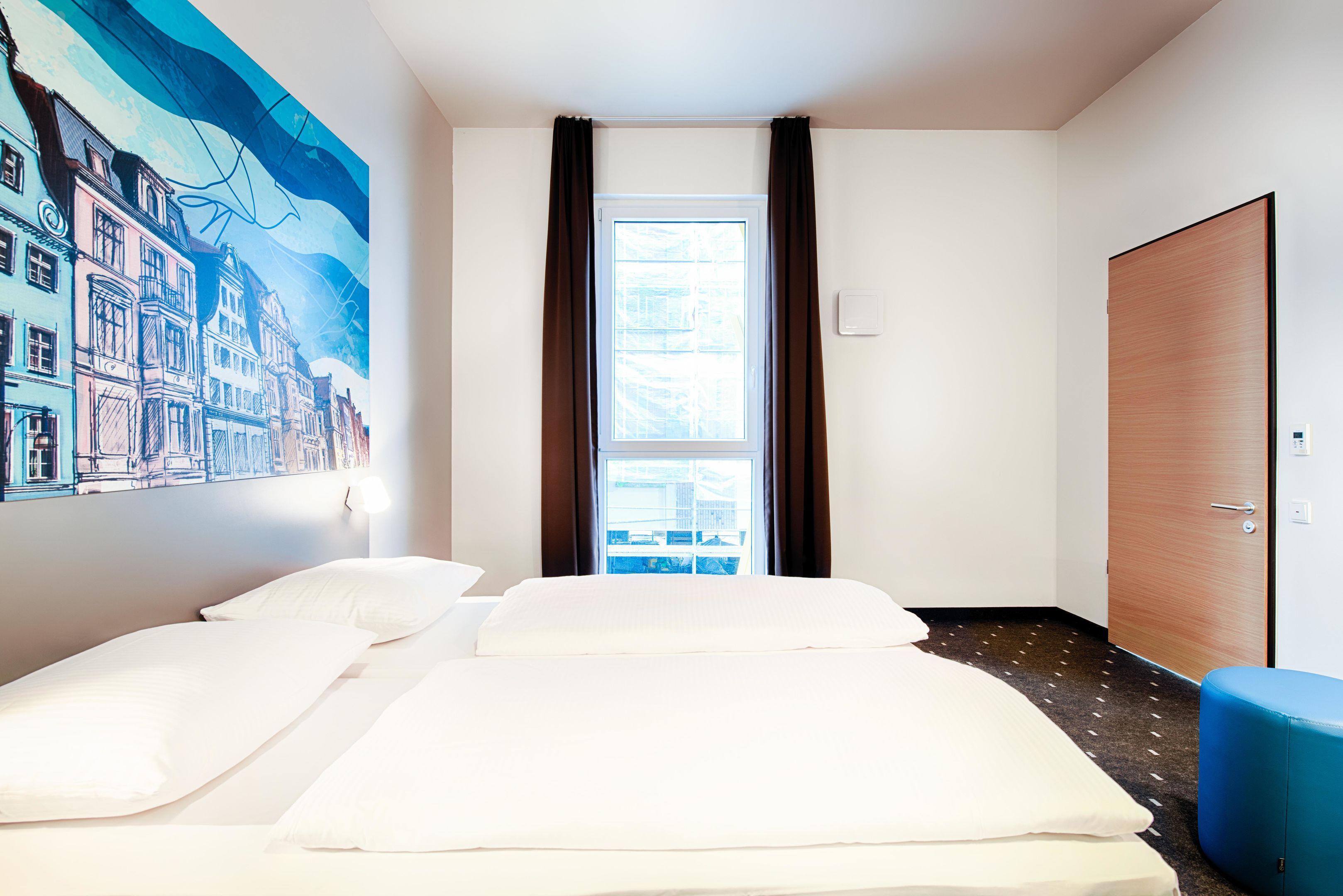 B&B Hotel Rostock City-West ภายนอก รูปภาพ