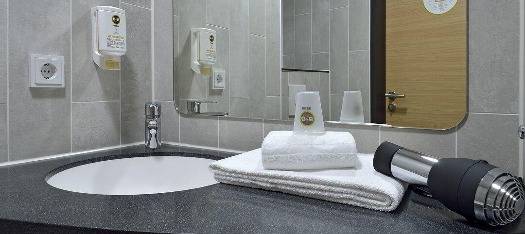 B&B Hotel Rostock City-West ภายนอก รูปภาพ