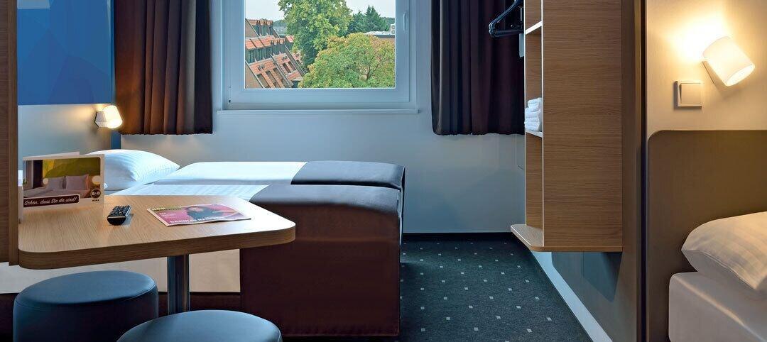 B&B Hotel Rostock City-West ภายนอก รูปภาพ